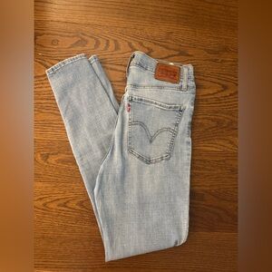 Levi's Sky Blue Denim Jeans - Size 29